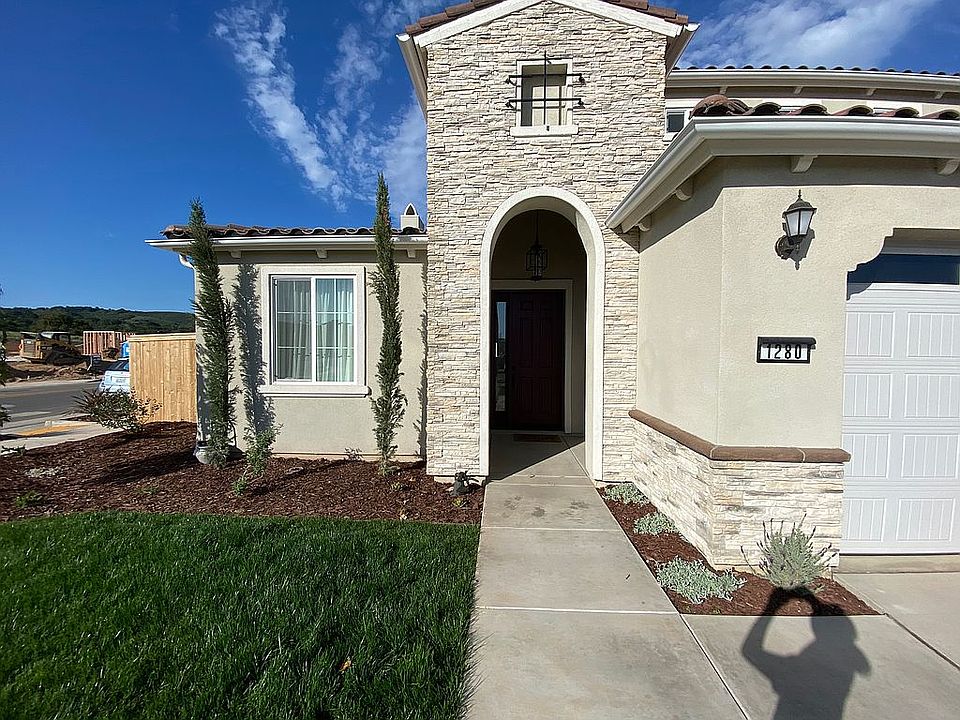 1st image of 1280 Grand Meadow Way