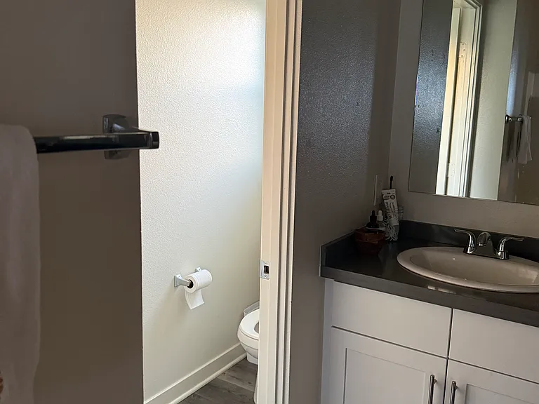 7958 Robinson Ln — Photo 9