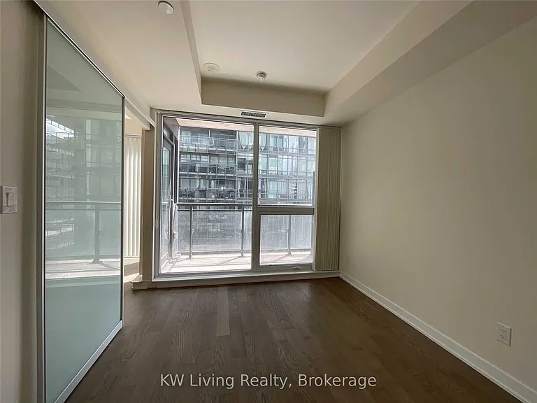 17 Dundonald St #509 — Photo 20