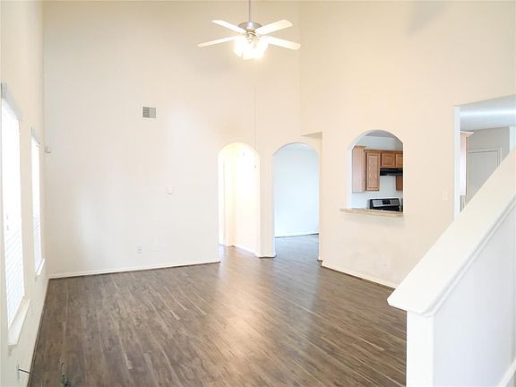 2nd image of 14915 Aberdeen Meadow Ln