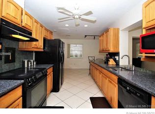 3901 Washington St, Hollywood, FL 33021