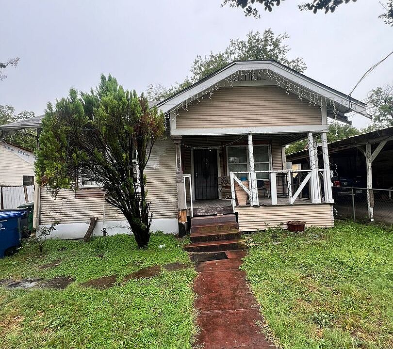 1st image of 2634 E Houston