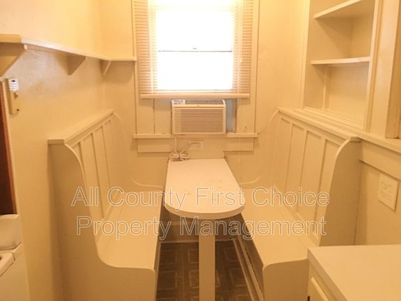 4th image of 734 8th St N