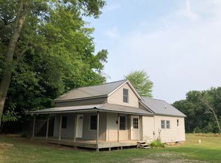 2714 W Winston Rd, Rothbury, MI 49452