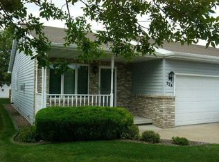 228 Bluebird Ln, Kimberly, WI 54136