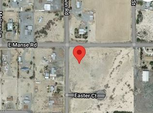 2041 E Manse Rd, Pahrump, NV 89048