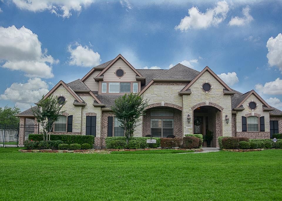 1st image of 17811 Refuge Lake Dr