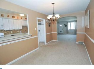 8115 Leon St, Philadelphia, PA 19136