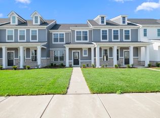 1033 E 117th Ln, Crown Pt, IN 46307