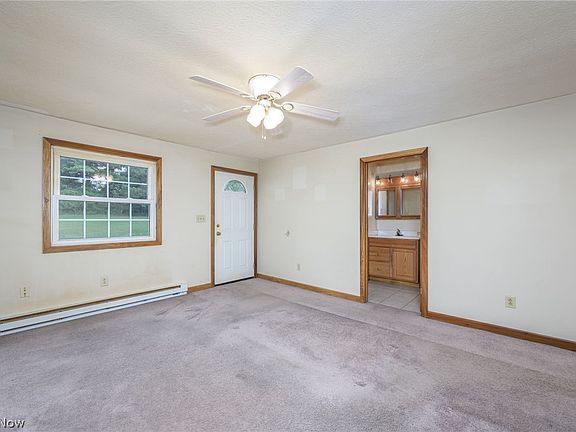 3rd image of 6503 Garrett Rd