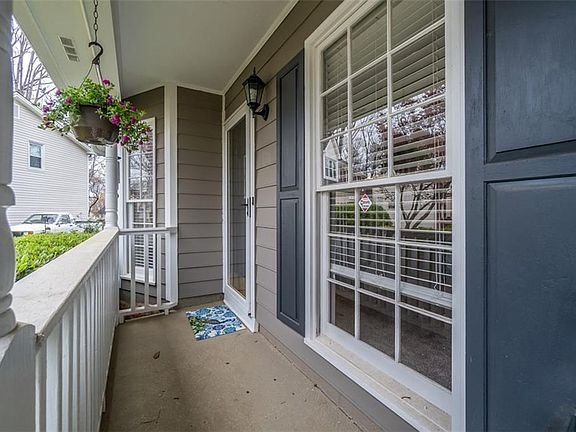 3rd image of 1907 Freeport Ct