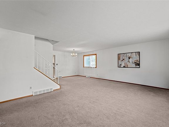 3rd image of 6584 Brookland Ave