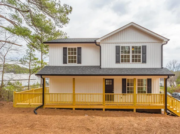 111 Roslyn Ct, Dalton, GA 30720