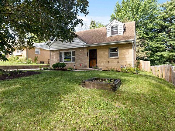 3rd image of 307 Fairview Ave