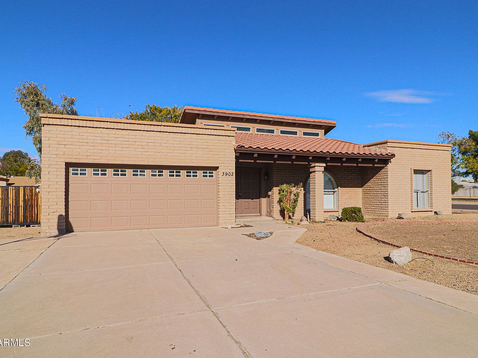 1st image of 3902 W Voltaire Ave