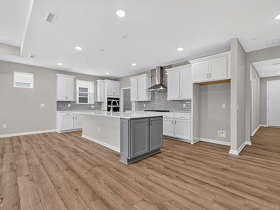 4th image of 3219 Beautyberry Way