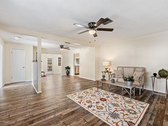3rd image of 4325 Elliot Ave