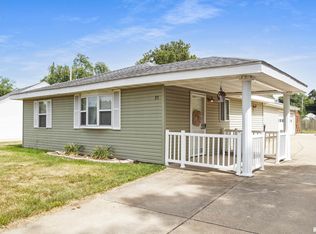 30 River Dr, North Pekin, IL 61554