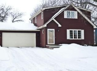 1148 Kaplan Dr, Waterloo, IA 50702