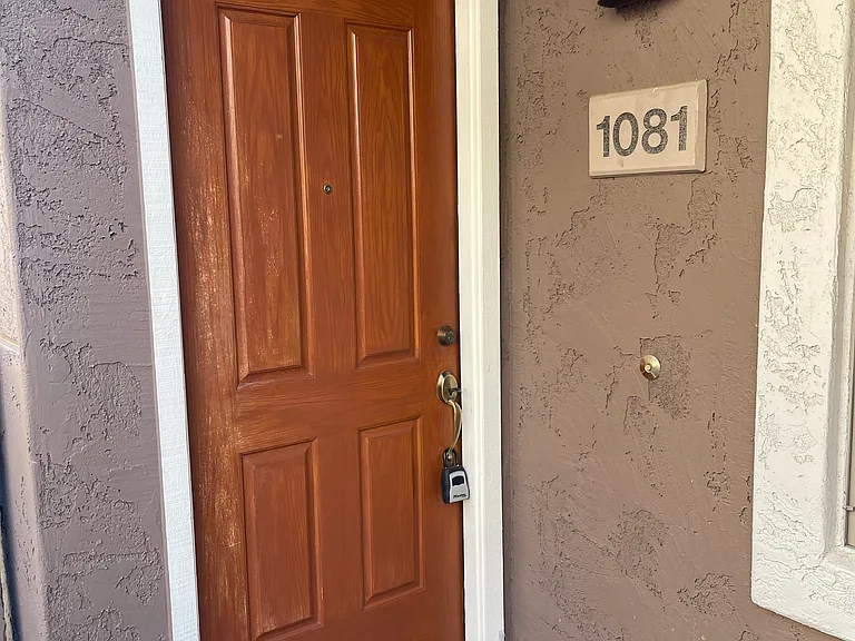 15221 N Clubgate Dr #1081 — Photo 7