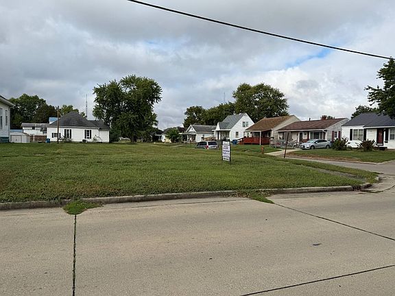 4th image of 530 Poplar St