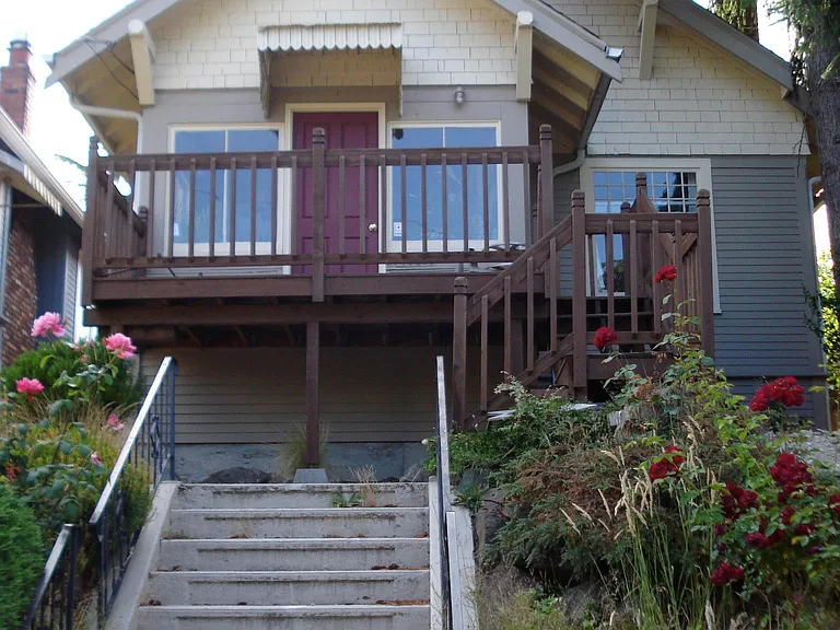 4008 Densmore Ave N — Photo 1