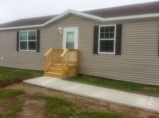 23096 Walnut Dr, Chelsea, MI 48118