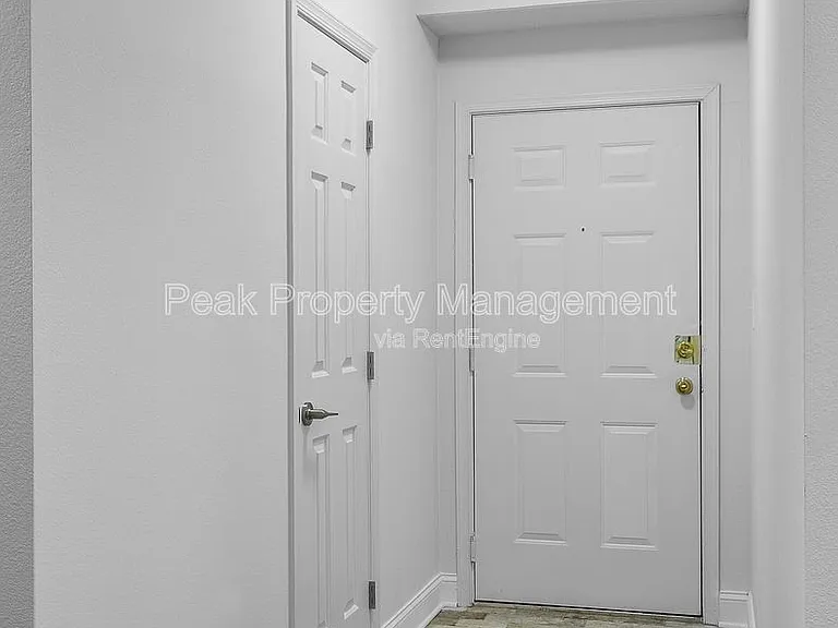 801 Virginia Center Pkwy — Photo 62