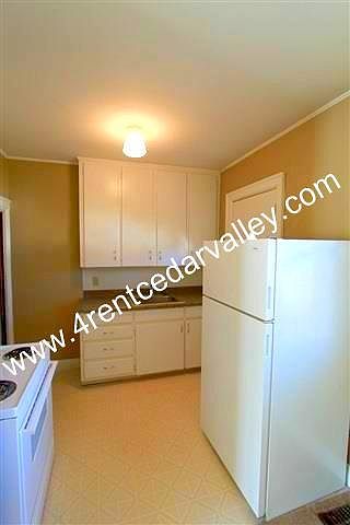 2nd image of 110 Arden St