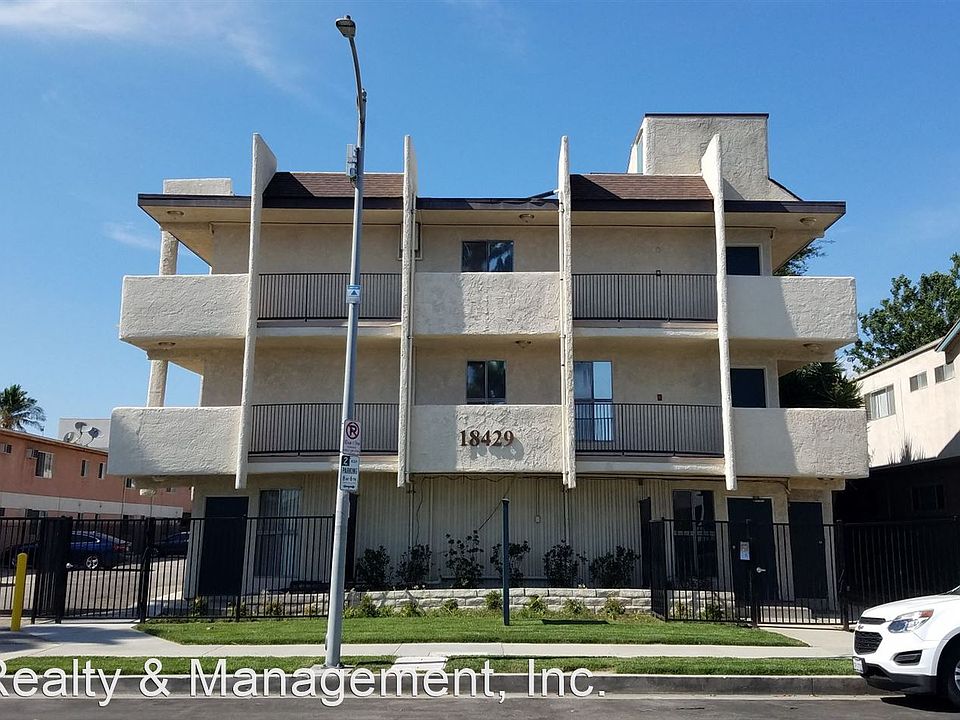 1st image of 18429 Prairie St #27