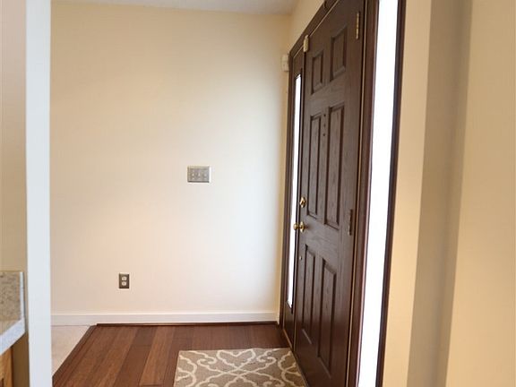 2nd image of 8834 Valley Circle Dr