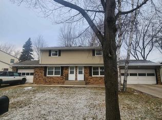1786 Boland Rd, Green Bay, WI 54303