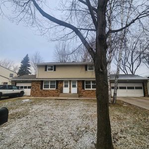 1786 Boland Rd, Green Bay, WI, 54303