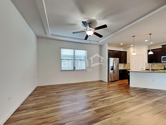 5th image of 11912 Winterset Cove Dr
