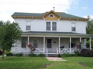 103 N Maple St, Buhler, KS 67522