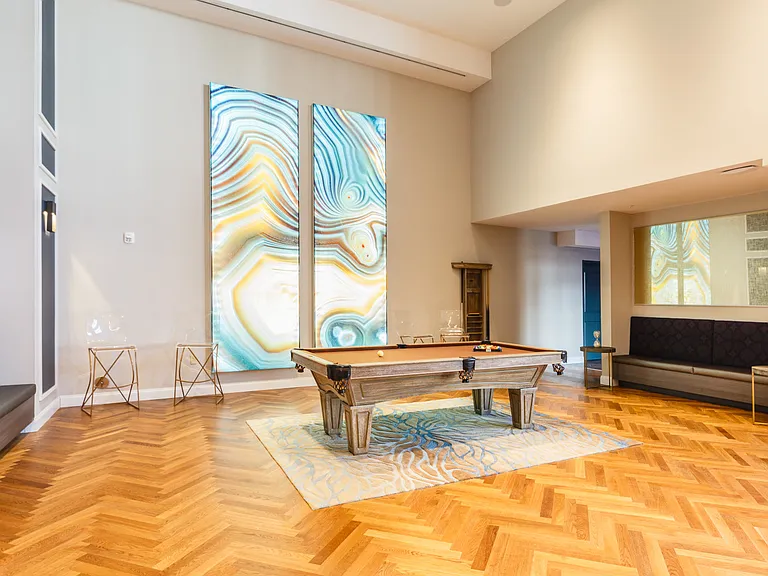 EVO Apartments — Photo 27