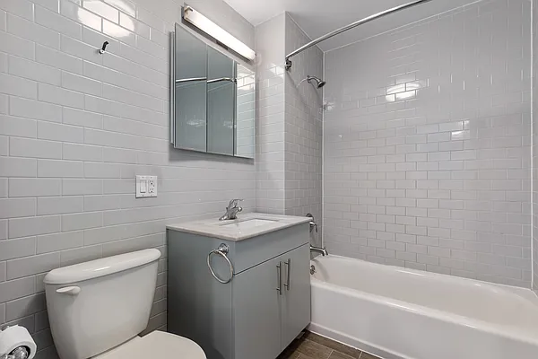 Rented by MNS | media 9