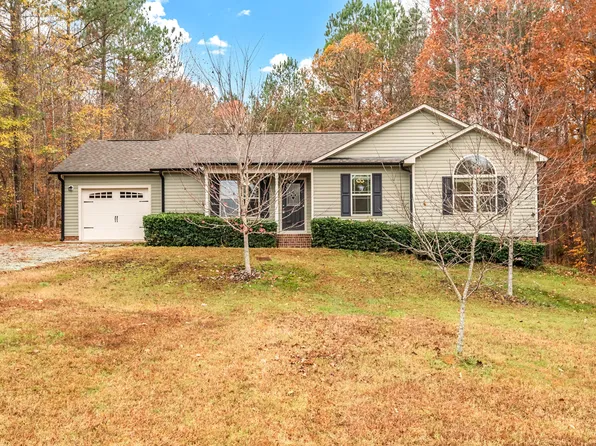 2221 Irvin St, Oxford, NC 27565