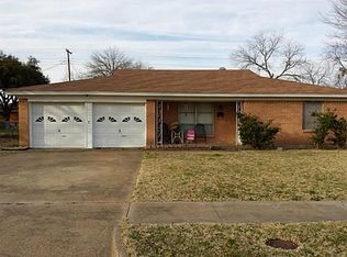 515 Lindenwood Dr, Lancaster, TX 75134