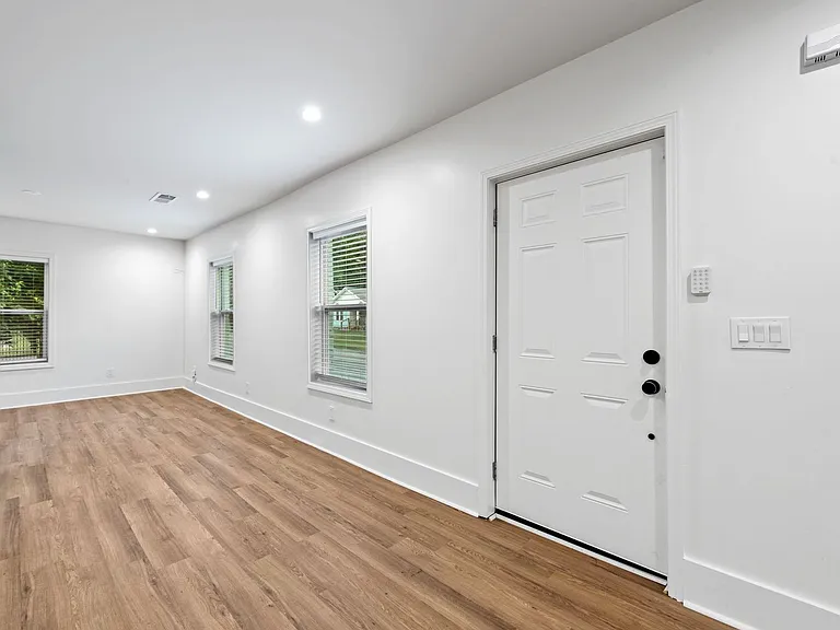 636 Francis Pl NW #A — Photo 4