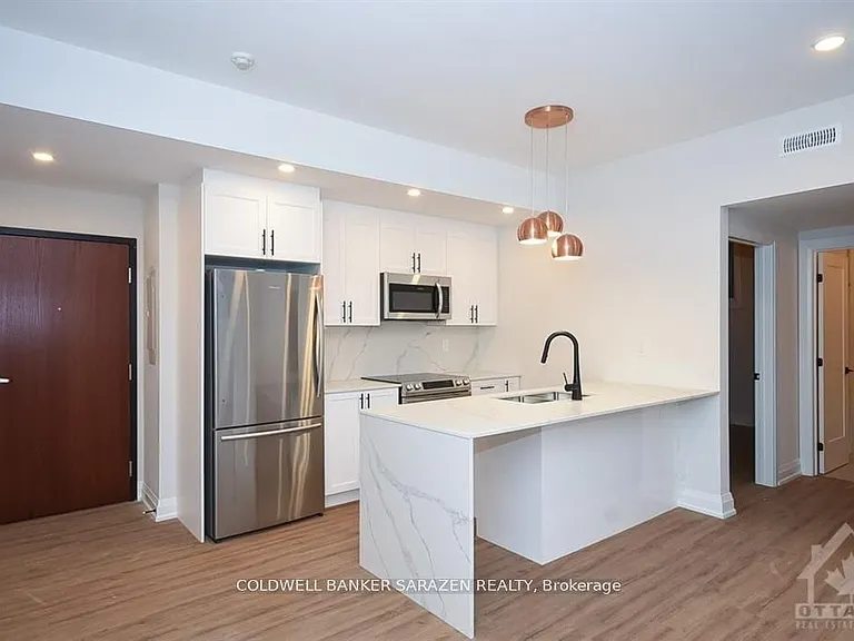 15 Monk St #2 — Photo 3