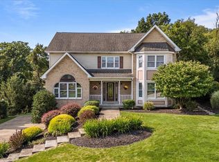 373 Cobblestone Cir, Mc Kees Rocks, PA 15136