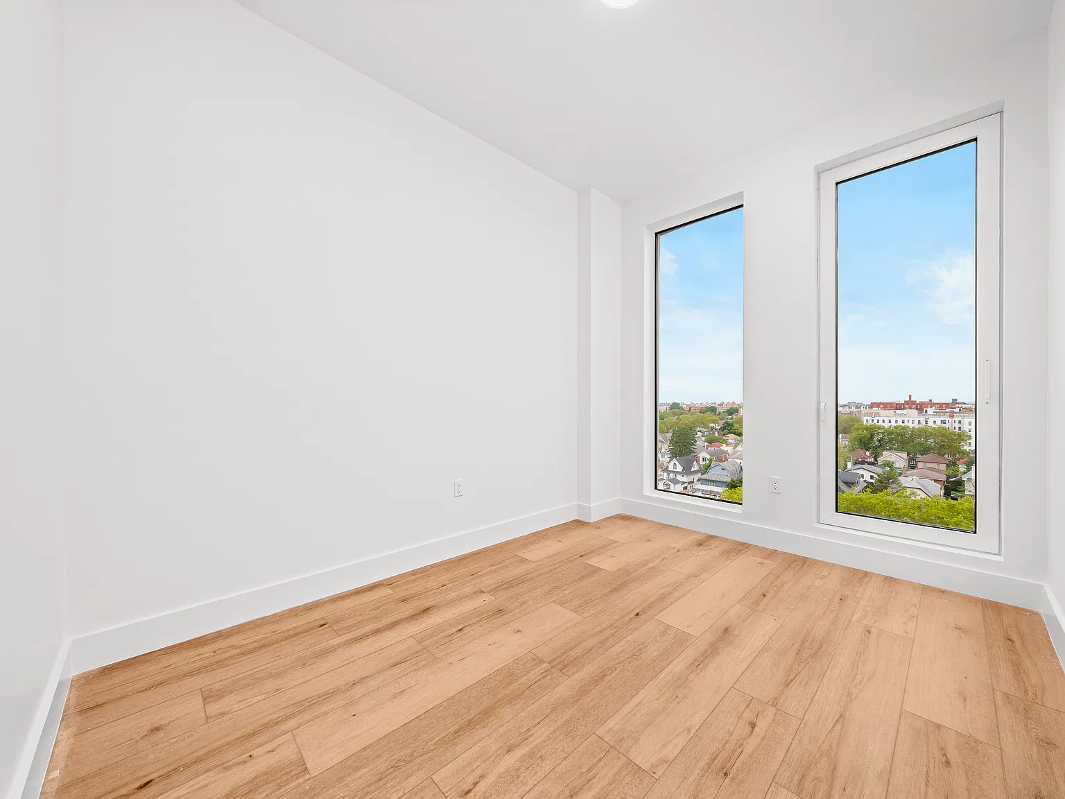 2900 Nostrand Ave — Photo 3