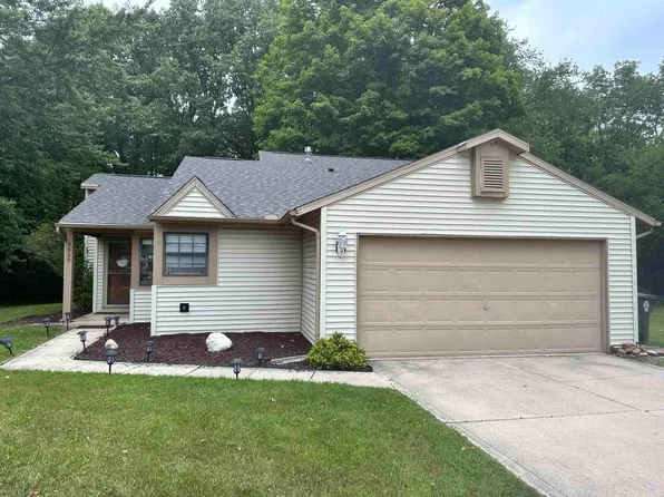 7930 Stonegate Pl, Fort Wayne, IN 46825
