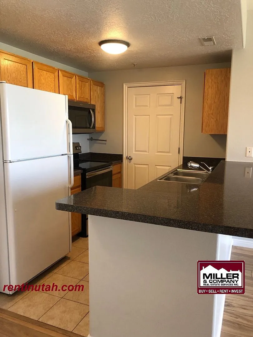 Nice Sandy Condo For Rent!! — Photo 4