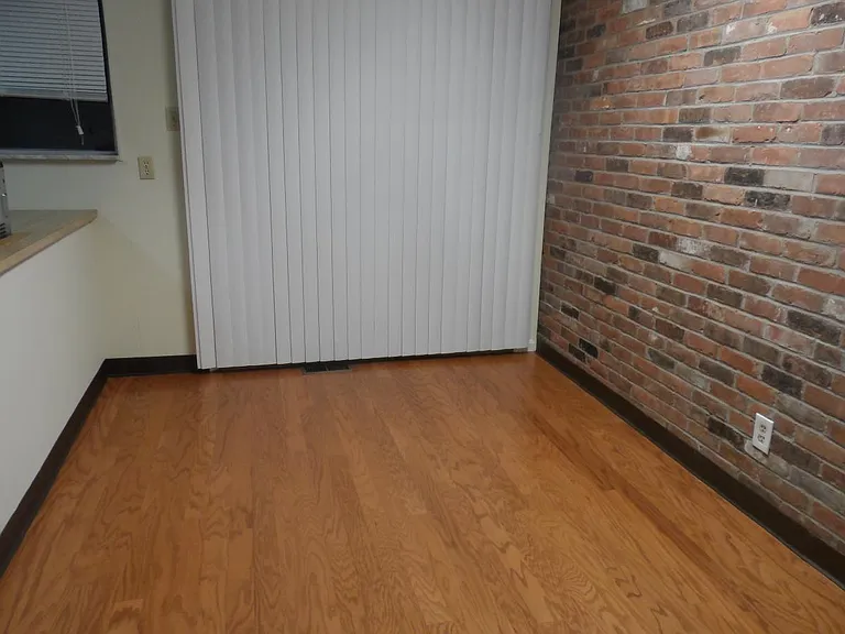 38 Williamsburg Dr — Photo 4