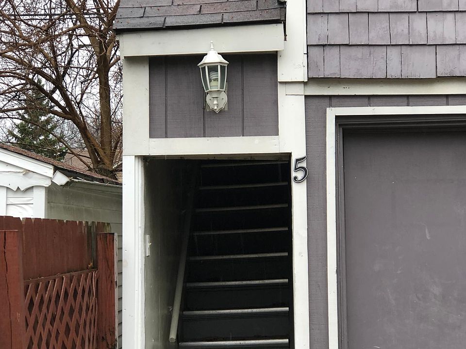 1st image of 507 Curry Ave APT 5