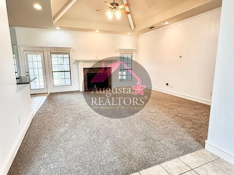 158 Codybug Rd — Photo 2
