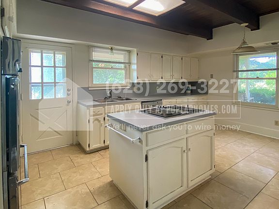 2nd image of 11 Westview Dr