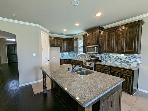 591 Deverson Dr Photo 1